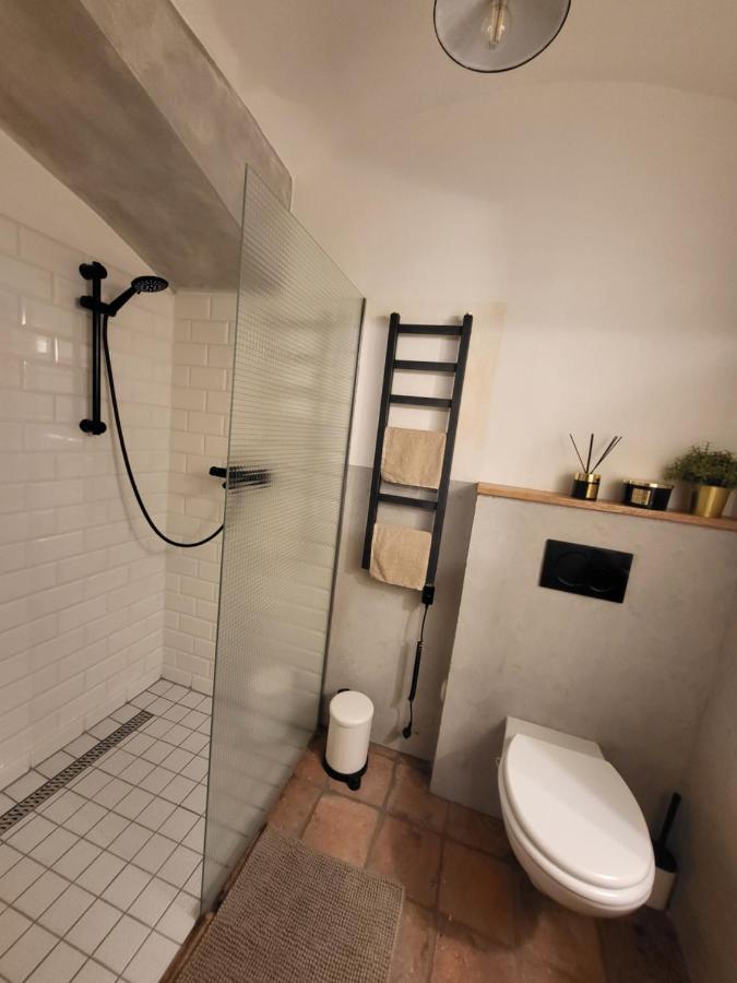 Only Apartments Йиндржихув-Градец Экстерьер фото